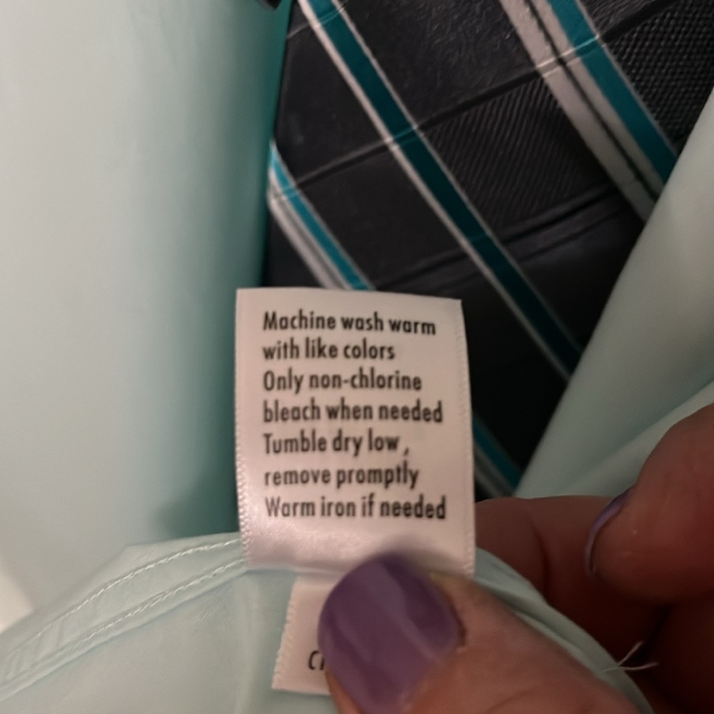 Men’s dress shirt with tie - Picture 3 of 8